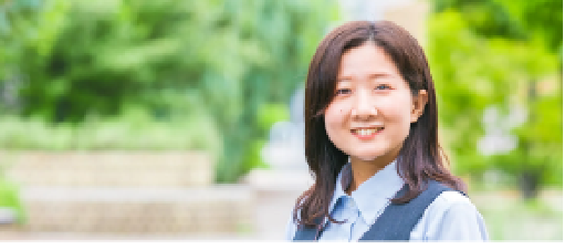 先輩社員インタビュー