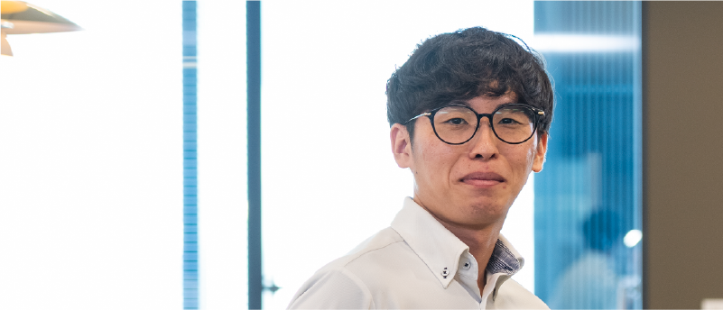 先輩社員インタビュー