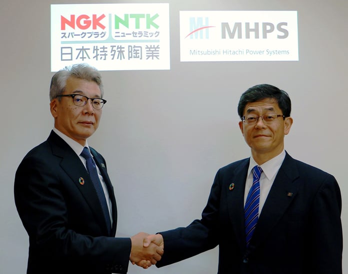 Joint venture signing ceremony Left side: NTK President & Chief Operating Officer Takeshi Kawai Right side: MHPS Executive Vice President Taiji Yoshida