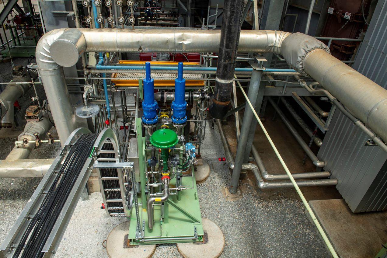Flow control skid for hydrogen blending